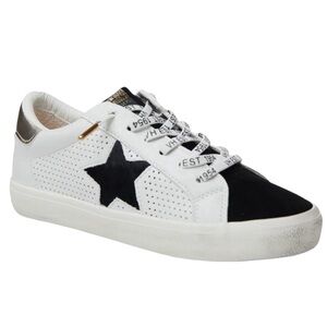 Vintage Havana Gadol Sneakers - Size 6.5